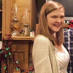 Meet your Posher, Leah