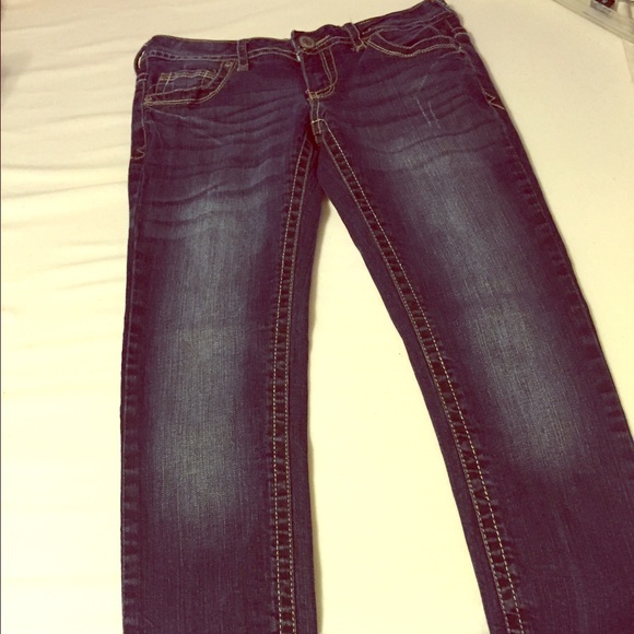 dark blue jeans