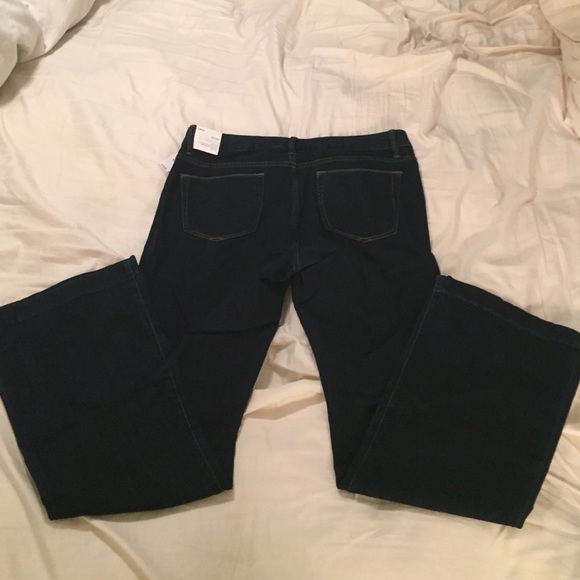GAP long and lean jeans.