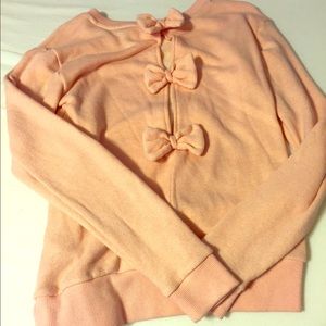peach sweater w/ bows!!