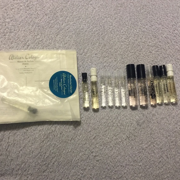 Perfume sample set - Picture 1 of 3