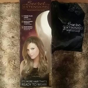 Hair Extensions. Never been worn!