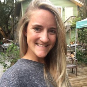 Meet your Posher, Lindsey