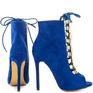 🔹Blue, Too Bandit, Peep-Toe Pump Bootie🔹 👠👠