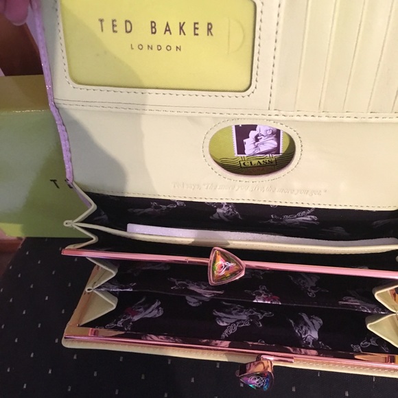 Pink Leather Ted Baker Wallet~NEW &COMES WITH BOX! - Picture 2 of 4