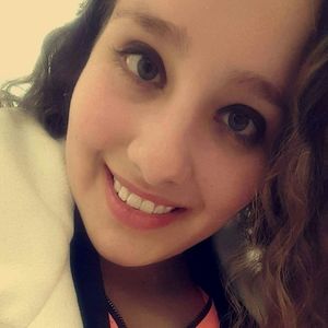 Meet your Posher, Viviana