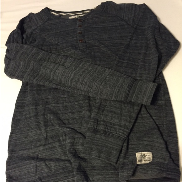 Long sleeve vans shirt!