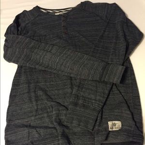 Long sleeve vans shirt!