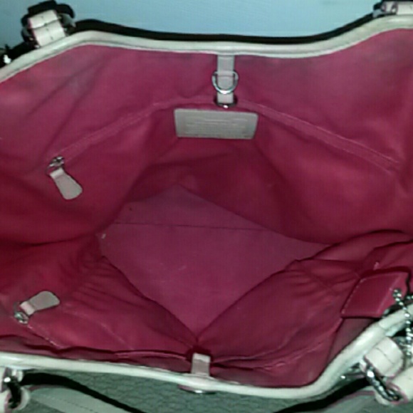 Authentic coach ombre lg tote with wristlet - Picture 3 of 4