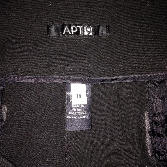 Black pants - Picture 2 of 3