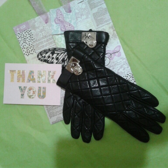 Michael Kors gloves