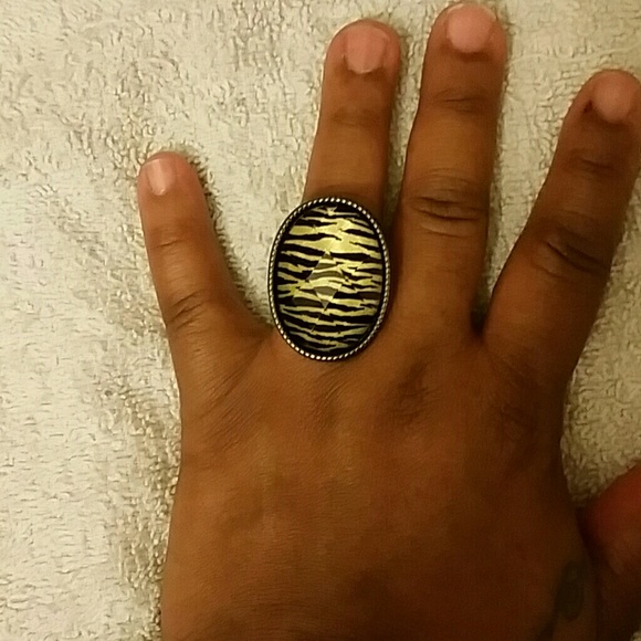 Zebra print ring