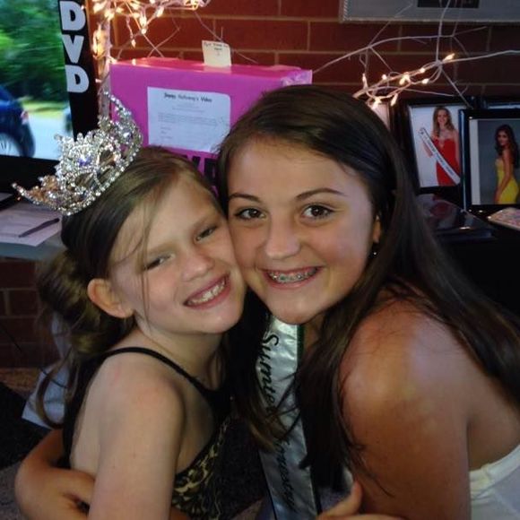 Meet your Posher, Trinity - Picture 1 of 1