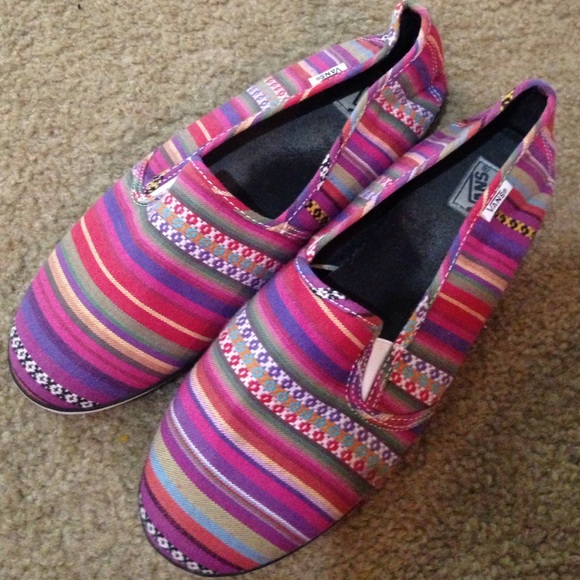 Slip on tribal vans