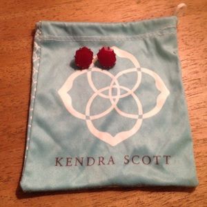 Kendra Scott - Morgan Stud Earrings in Maroon Jade