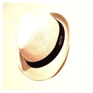 White fedora