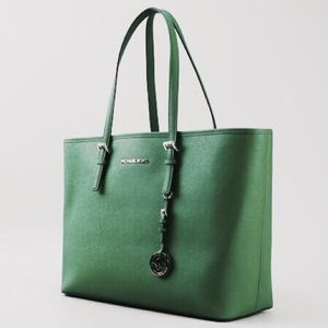 Michael Kors Jet Set Saffiano Leather Tote (Olive)