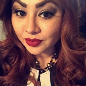 Meet your Posher, Karla
