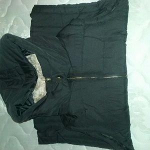 BLACK VEST