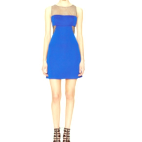 BCBGMaxAzria Dresses & Skirts - BCBG flirty Dress
