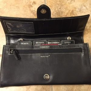 Mary Kay organizing wallet