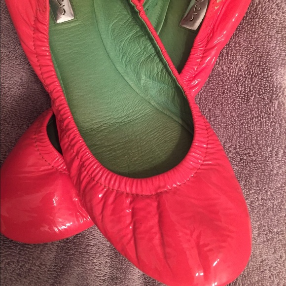 Halogen Patent Flats