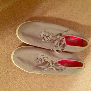 Sketchers air walk sneakers