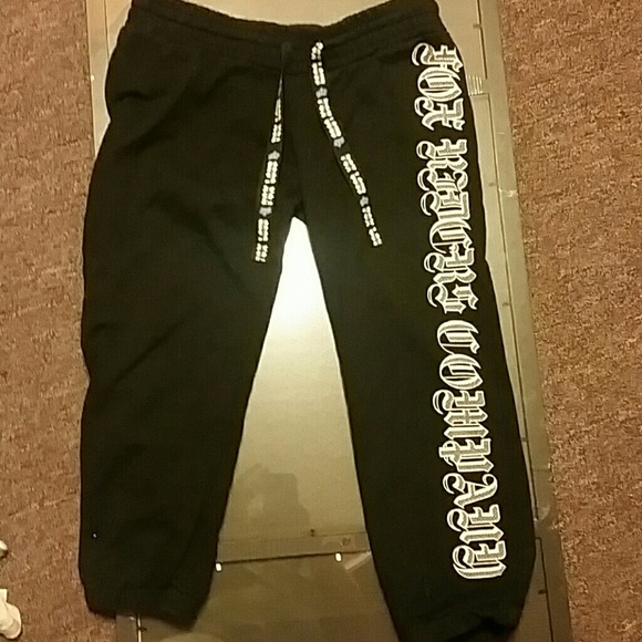 Fox Capri length sweat pants