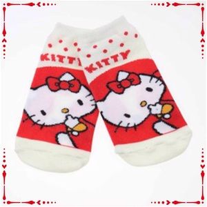 🌹FREE WITH PURCHASE🌹NWOT Hello Kitty Ankle Socks