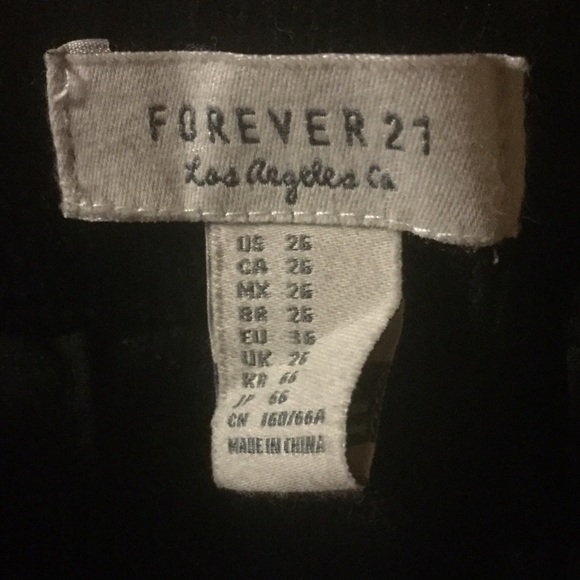 F21 Black corduroy shorts - Picture 3 of 3