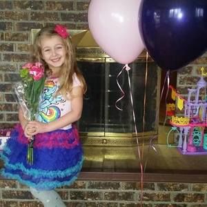 Meet your Posher, Lisa