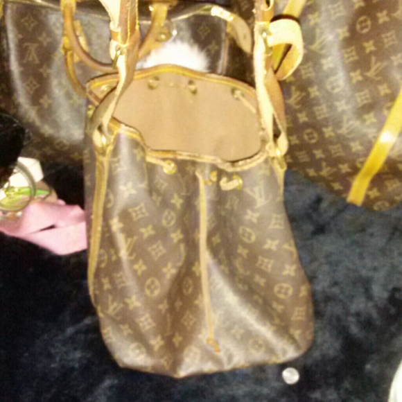 Authentic louis vuitton - Picture 2 of 3