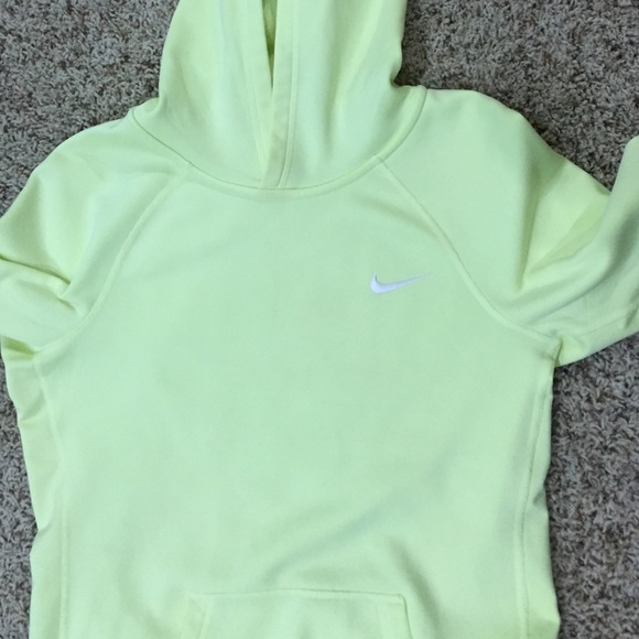 Women's Nike Sweatshirt!! - Picture 3 of 3