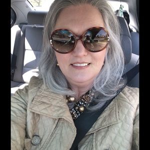 Meet your Posher, Joanne