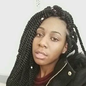 Meet your Posher, Camille