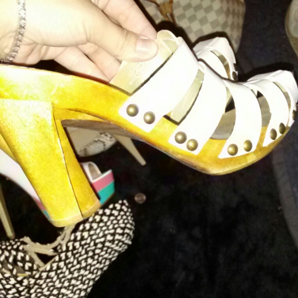 Jessica simpson white wood mule