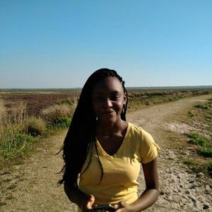 Meet your Posher, Gabrielle