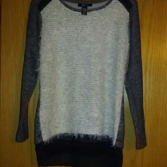 Ladies Long Sleeve Top - Picture 4 of 4