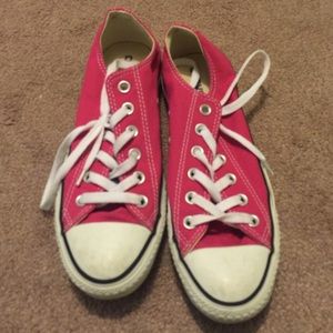 Pink converse
