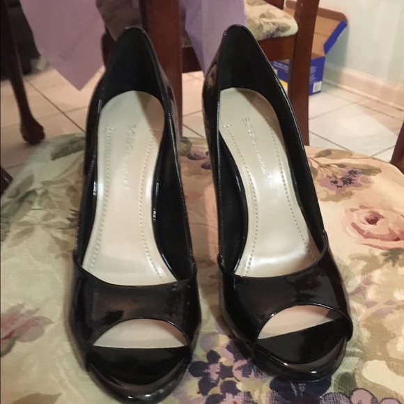 Bcbgeneration Pump. Black Suede Size 7 - image 1