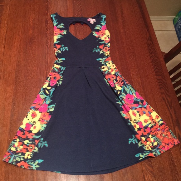 Navy blue & floral dress💐