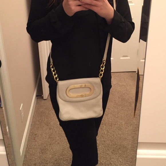 Michael Kors Handbags - Authentic Michael Kors Crossbody