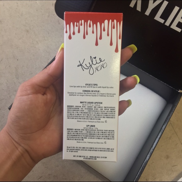 *SOLD* 22 Kylie lip kit!💄 - Picture 3 of 3