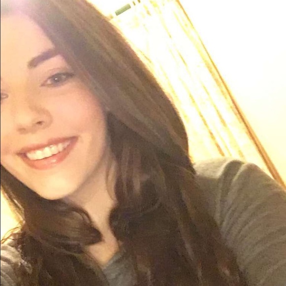 Meet your Posher, Ashley - Picture 1 of 1