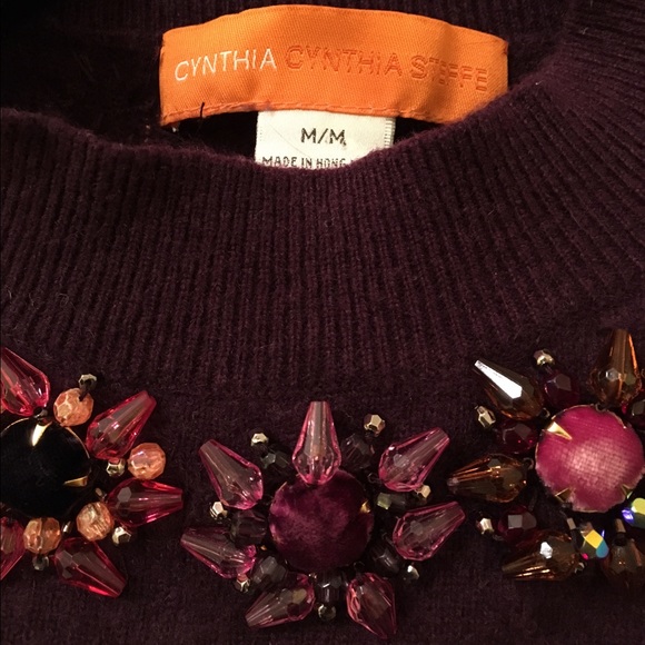 100% Cashmere Cynthia Steffe Sweater - Picture 2 of 3