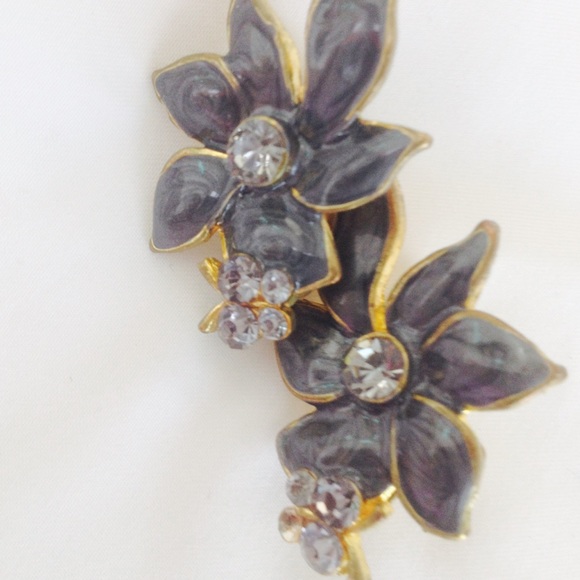 Clip on earrings blue grey with gold accent flower