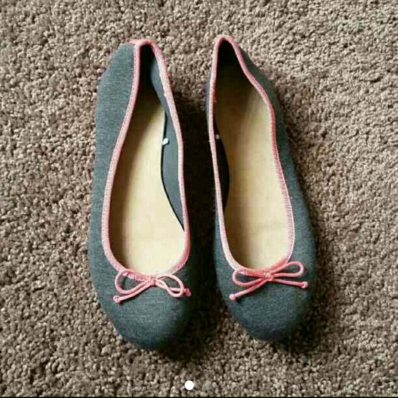 Gap Flats Size 7 NWOT