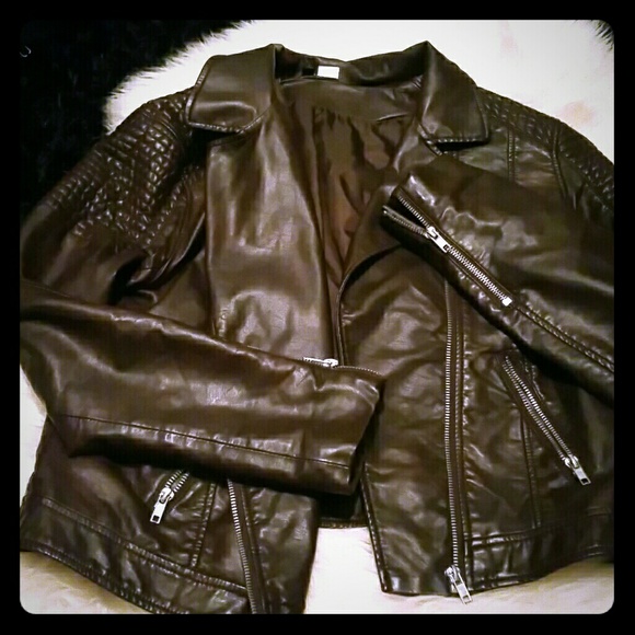 Barely worn leather jacket