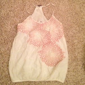 Spring Tank w Pink Flower Detail