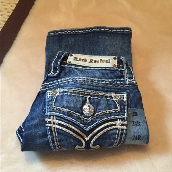 Buckle exclusive Rock Revivals-New - Picture 1 of 3